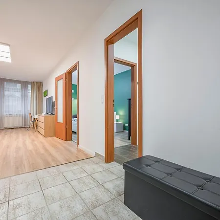 Modern With Garage * Budapešť