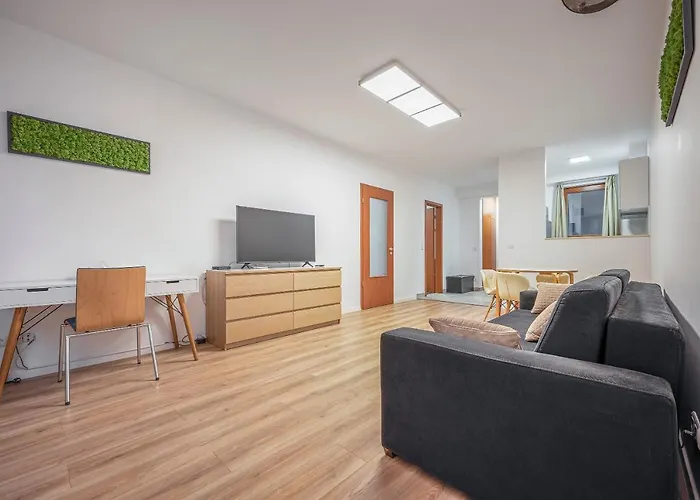 Appartamento Modern With Garage