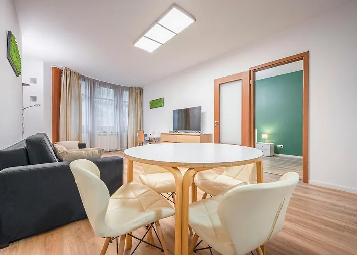 Apartament Modern With Garage